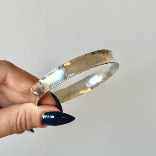 צמיד כסף עם ריקוע עדין